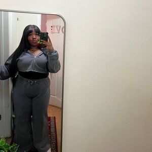 Meet your Posher, Amya